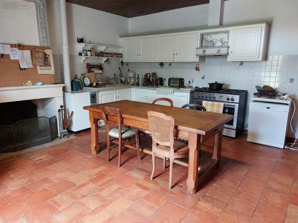 Maison rurale à vendre à Saint-Antoine-de-Breuilh en Dordogne (24230), ref : 18113/62 Maison rurale à vendre à Saint-Antoine-de-Breuilh en Dordogne (24230), ref : 18113/62