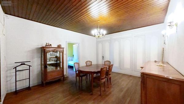 Maison rurale à vendre à Saint-Antoine-de-Breuilh en Dordogne (24230), ref : 18113/62 Maison rurale à vendre à Saint-Antoine-de-Breuilh en Dordogne (24230), ref : 18113/62