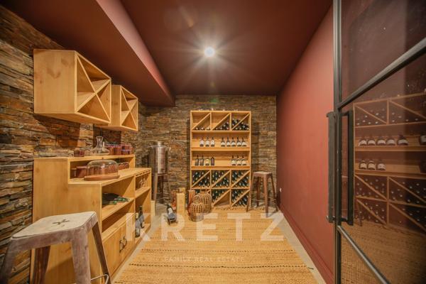 ERBALUNGA | PROPRIÉTÉ D’EXCEPTION LES PIEDS DANS L’EAU | 430 m² | CRIQUE PRIVÉE