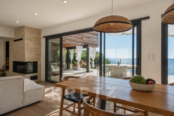 ERBALUNGA | PROPRIÉTÉ D’EXCEPTION LES PIEDS DANS L’EAU | 430 m² | CRIQUE PRIVÉE