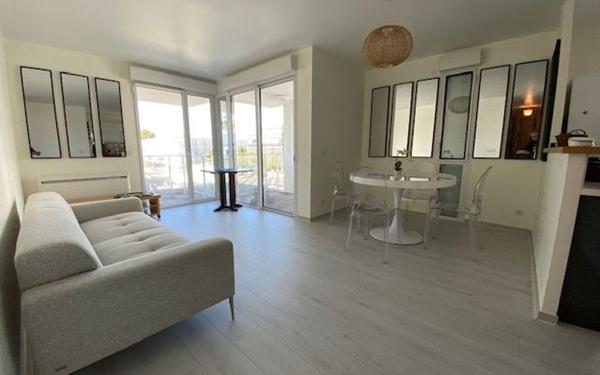 Appartement à louer    3 pièces •  La Rochelle