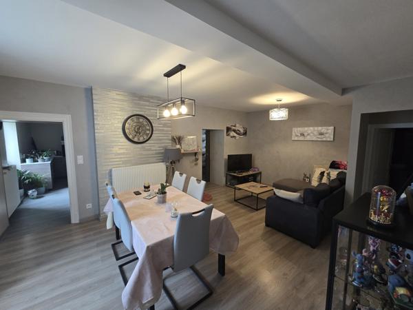 appartement RDC entièrement Rénové.