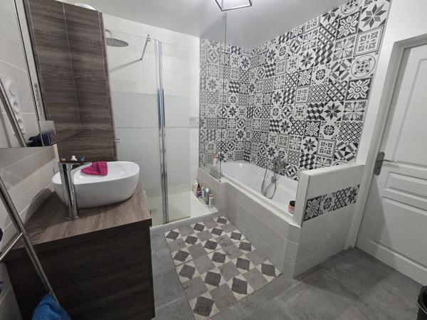 appartement RDC entièrement Rénové.