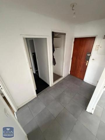 Appartement à louer 2 pièces 53.76m²