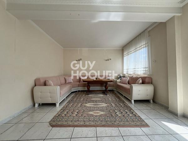 Maison Stains 5 pièce(s)