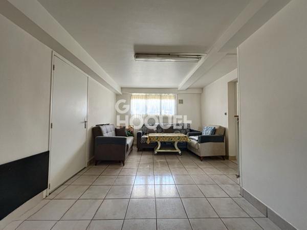 Maison Stains 5 pièce(s)