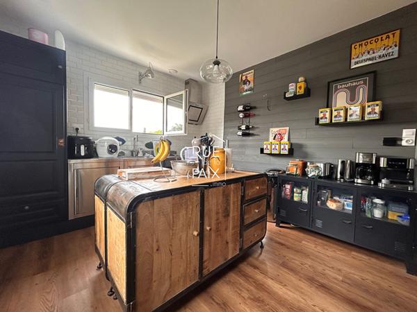 79260 LA CRECHE Maison La Creche 6 pièce(s) 155 m2