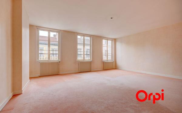 Appartement à vendre    3 pièces • 94,23 m2 Lyon 2