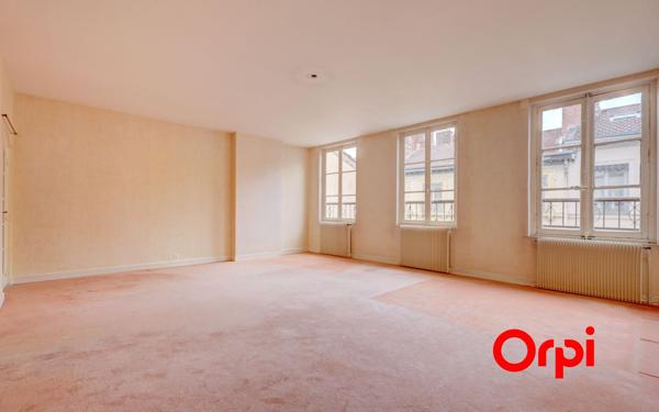 Appartement à vendre    3 pièces • 94,23 m2 Lyon 2