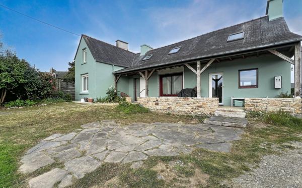 Maison à vendre    4 pièces •  Landivisiau