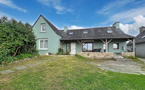 Maison à vendre    4 pièces •  Landivisiau