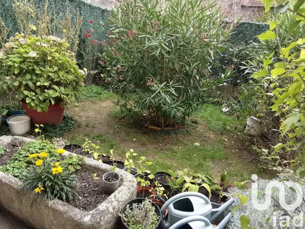 Maison 7 pièces de 160 m² à Saint-Sébastien (23160)