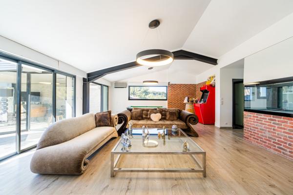 Vente Maison de luxe Sanary-sur-Mer 9 Pièces 453 m²