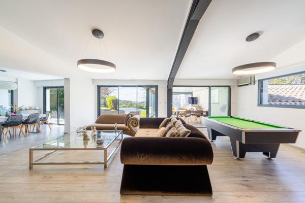 Vente Maison de luxe Sanary-sur-Mer 9 Pièces 453 m²