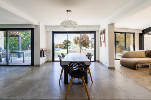 Vente Maison de luxe Sanary-sur-Mer 9 Pièces 453 m²