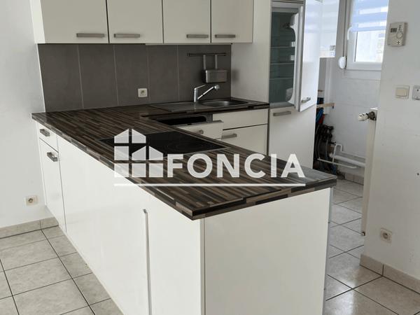 Location Appartement 4 pièces 95.16 m² - 4 RUE DE LEOMINSTER Saverne 67700