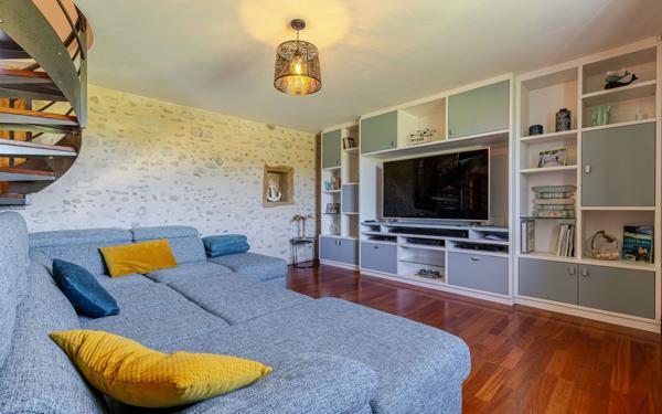 Maison à vendre    5 pièces • 220 m2 Manosque