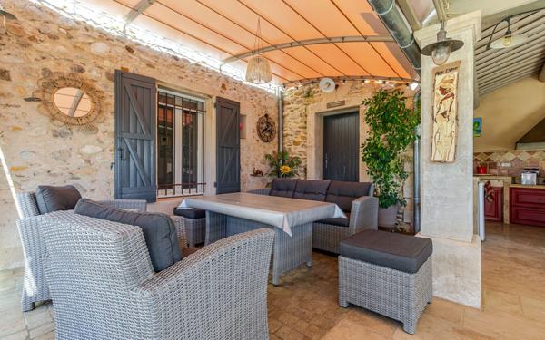 Maison à vendre    5 pièces • 220 m2 Manosque