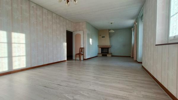 Maison centre bourg, rue calme