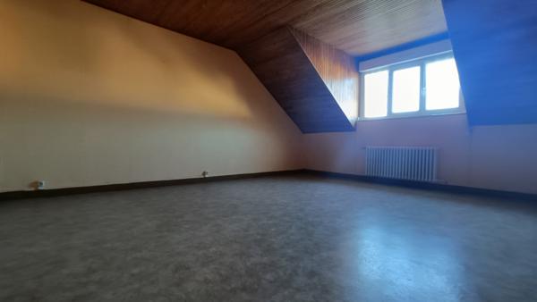 Maison centre bourg, rue calme