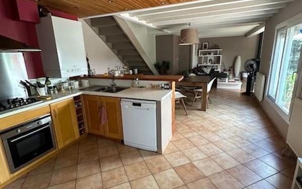 Maison à vendre    4 pièces •  Gradignan