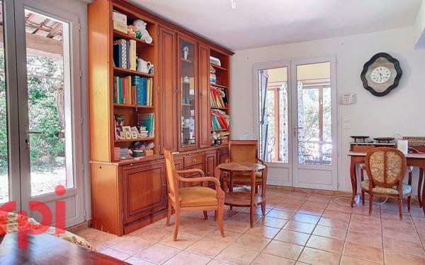 Maison à vendre    4 pièces •  La Cadière-d'Azur