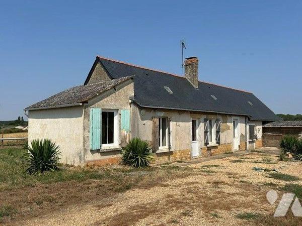 MAISON A VENDRE BAUGE EN ANJOU
Maison ancienne située dans la campagne de FOUGERE.
Maison anc...