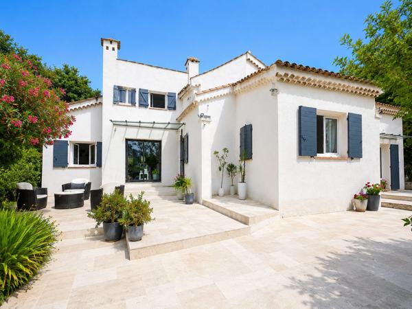 Maison 6p 155 m² – Piscine + F2 – Grasse Sainte-Anne