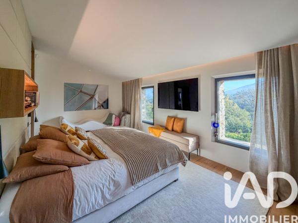 Maison à vendre 5 pièces 245 m² La Môle