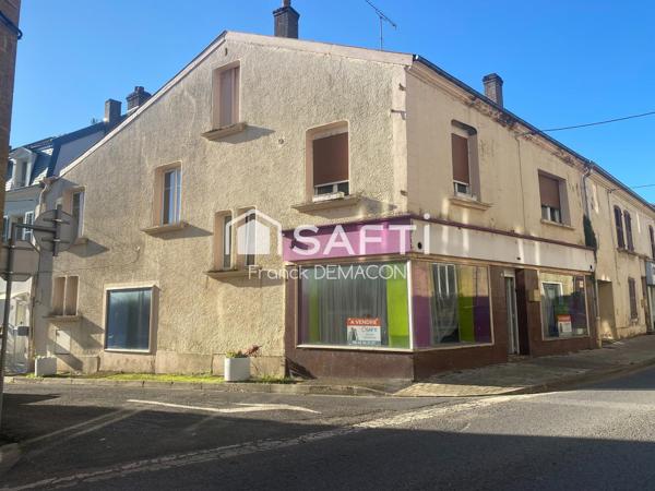 Immeuble de rapport avec local commercial et appartement – Centre-ville de Montmédy