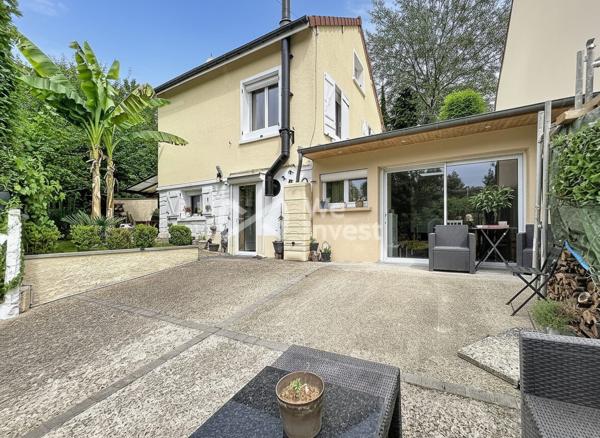 Maison familiale 5 pièces sans travaux, à 8 min de la gare