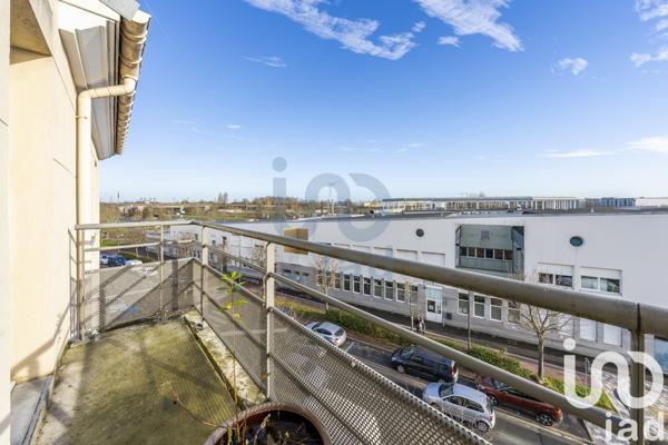 Appartement 3 pièces de 62 m² à Savigny-le-Temple (77176)