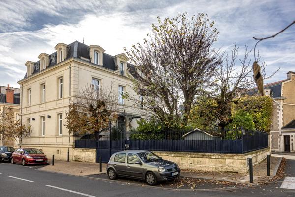 Vente Maison de maître Périgueux 11 Pièces 332 m²
