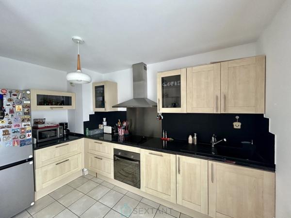 Magnifique appartement avec deux places  de parking privatives.