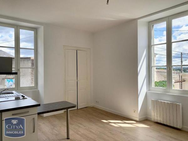 Appartement à louer 1 pièce 25.89m² Laval (53000)