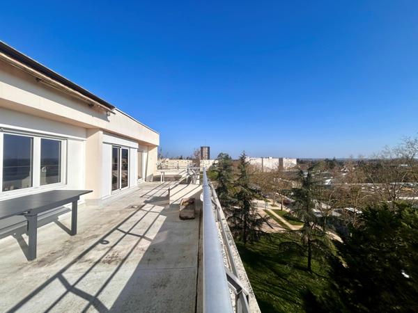 APPARTEMENT TYPE 5 - POITIERS Poitiers (86000)