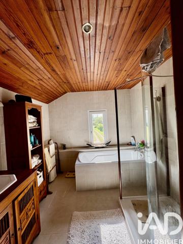 Maison à vendre 6 pièces 190 m² Lamothe-Montravel