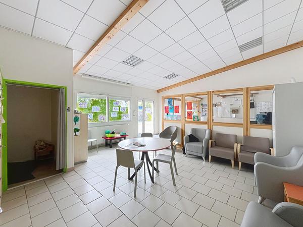 EXCLUSIVITE ! Ensemble immobilier Yssingeaux de plus de 650 m2 sur 8000m2 de terrain clos