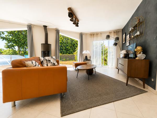Maison
         6 pièces
        - 138 m² Bien prestige 459 900 € *