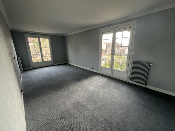 Maison à vendre |  La Souterraine |  10 pièces | 278 m²