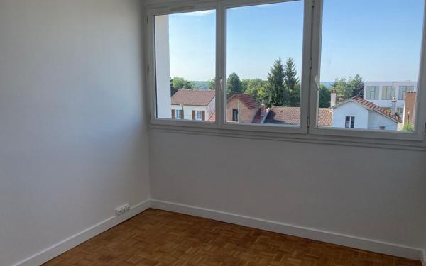 Appartement à vendre    3 pièces • 61,21 m2 Châtillon