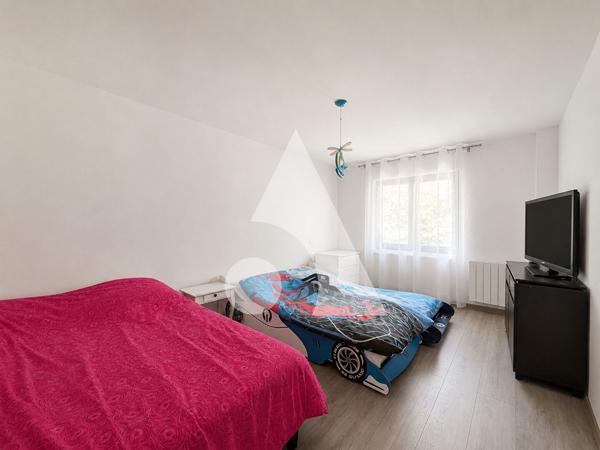 Maison 7 pièces 244 m2