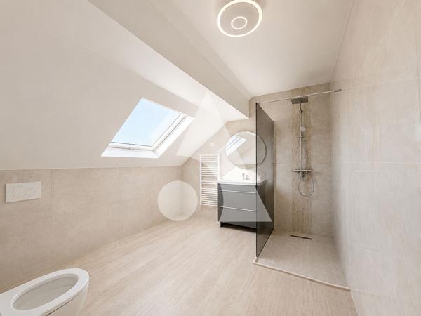 Maison 7 pièces 244 m2