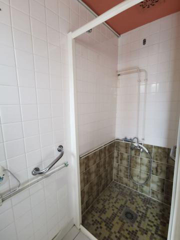 EXCLUSIVITE, Maison en centre ville de LA FLECHE avec jardin, garage et chambre en rez de chaussee