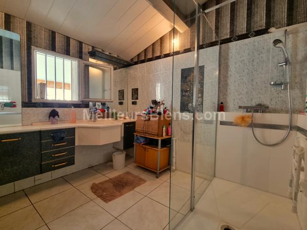 Villa 3 faces 130m2 avec Piscine