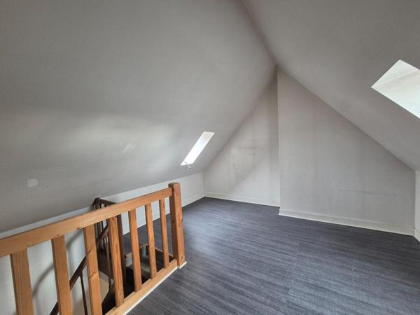 Ensemble immobilier 250 m² - Local commercial et deux logements - Hyper centre de Romorantin