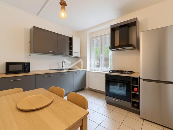 Gorcy – Appartement rénové avec terrasse privative et parking – Spécial Investisseur
