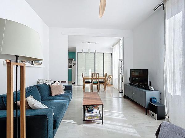 Gardanne - 3 pièces - 75 m2 - maison de ville - garage privatif - faibles charges - proches centre-ville