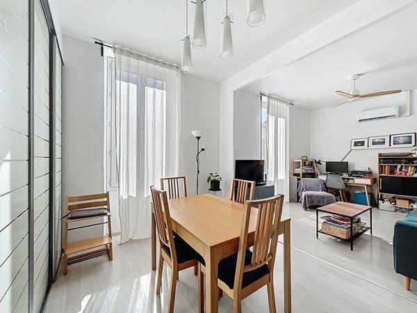 Gardanne - 3 pièces - 75 m2 - maison de ville - garage privatif - faibles charges - proches centre-ville