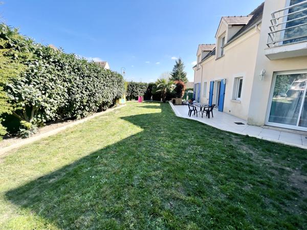 Maison F4 rez-de-jardin, 2 chambres, terrain 160 m2 + parking et cave